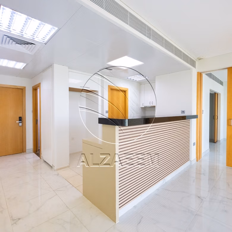 Vacant | Fully renovated unit | Sea View
