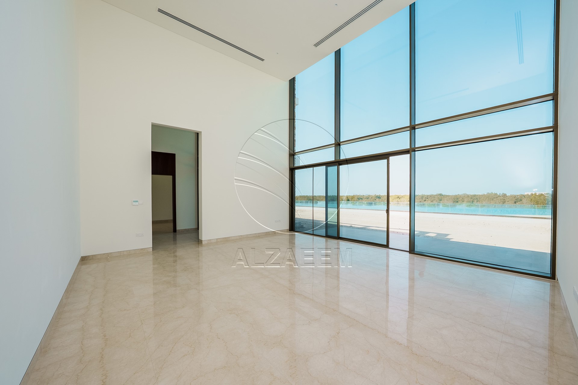√Seafront VIP Villa | Single Row Corner Big Plot√