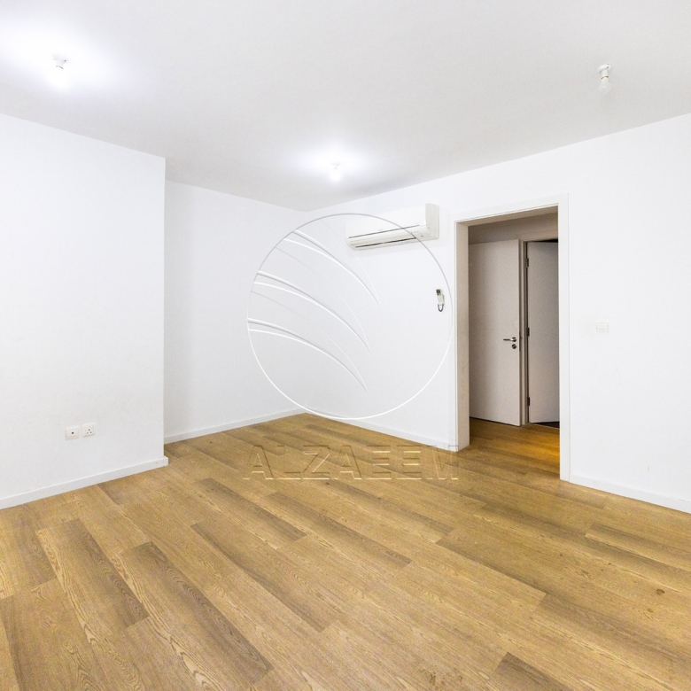 Kitchen Appliances | With Elevator and Gym + Pool