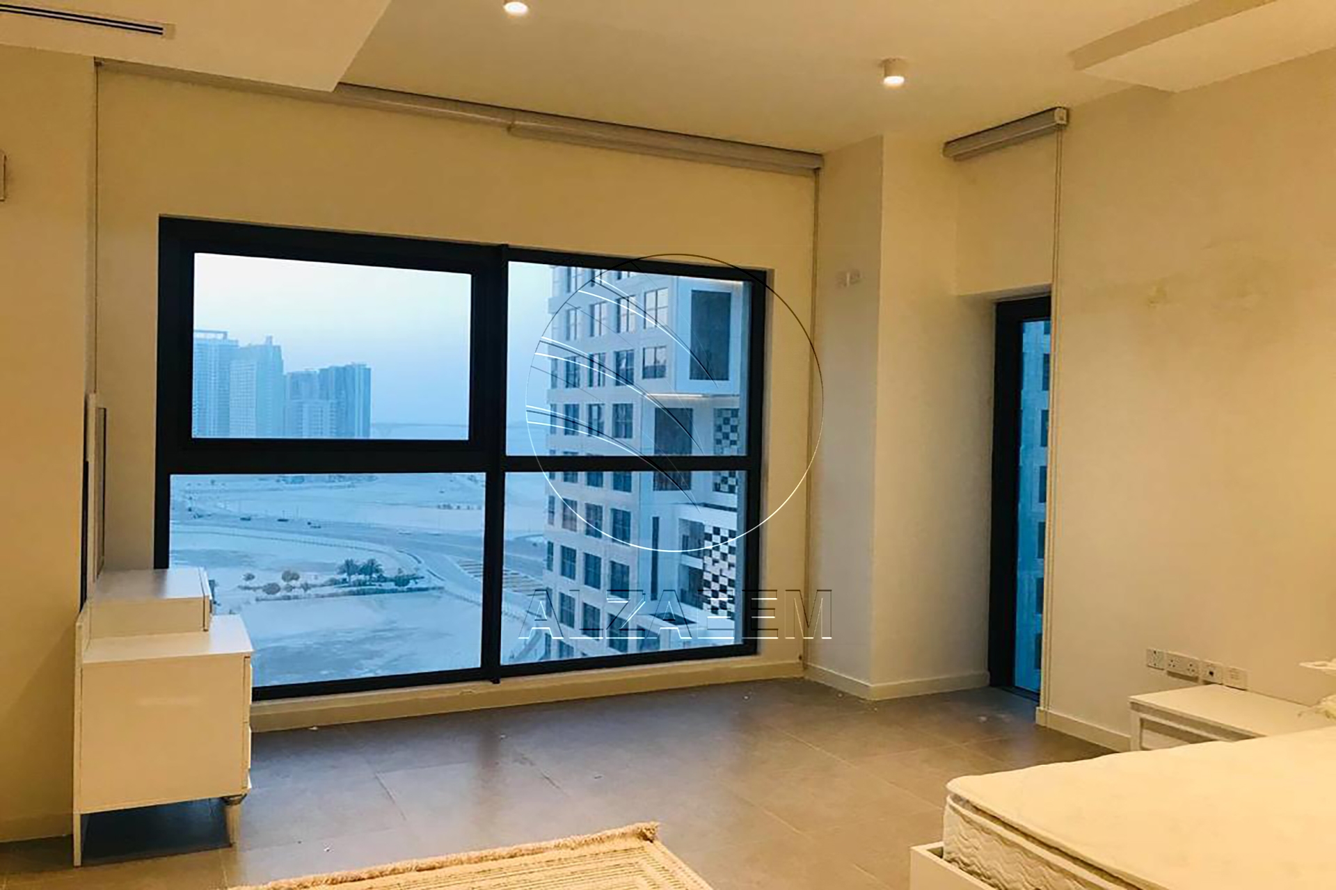 Furnished | High Level Unit with Sea View