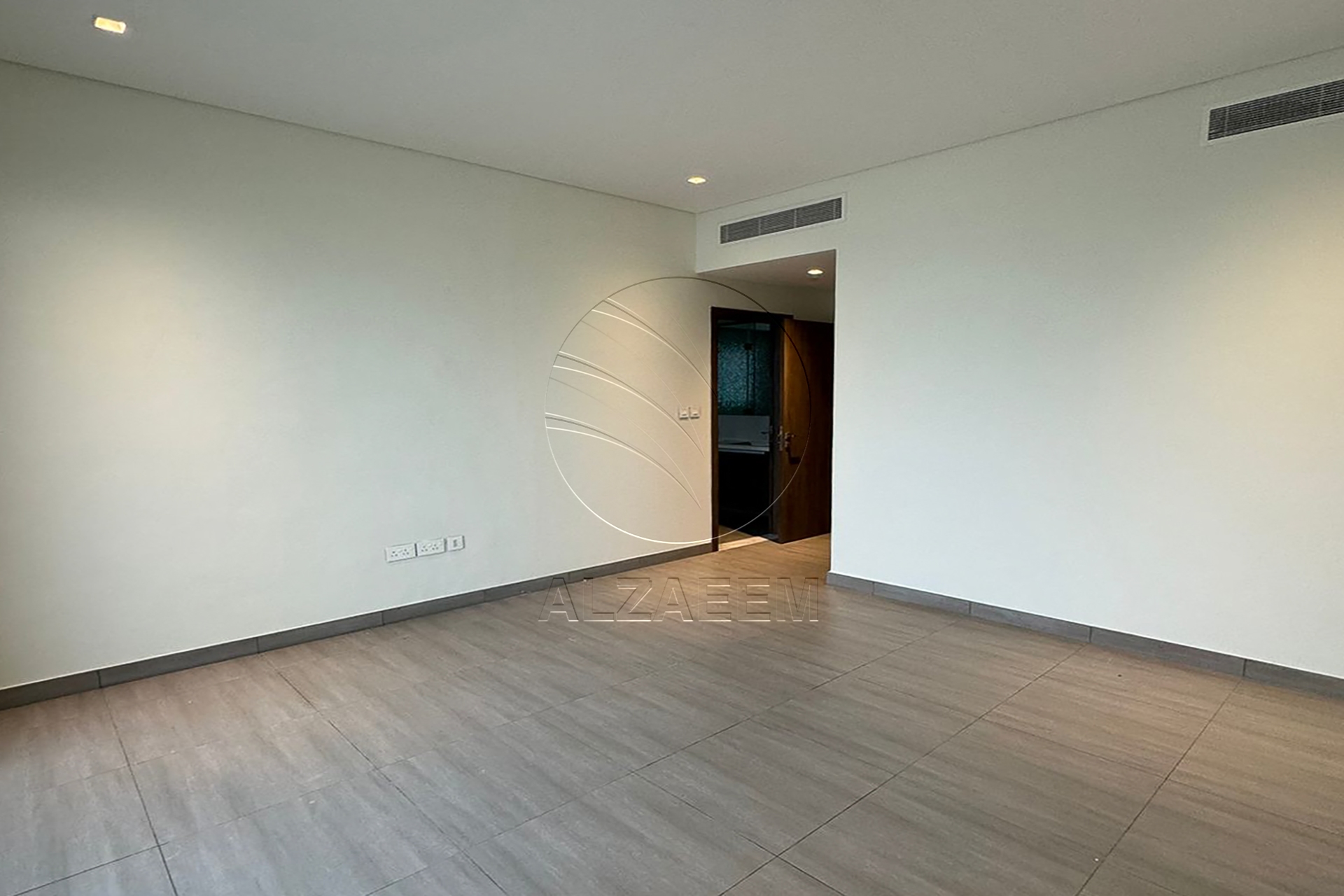 √HOT DEAL | Move-in Ready | Single Row – Mid Unit√