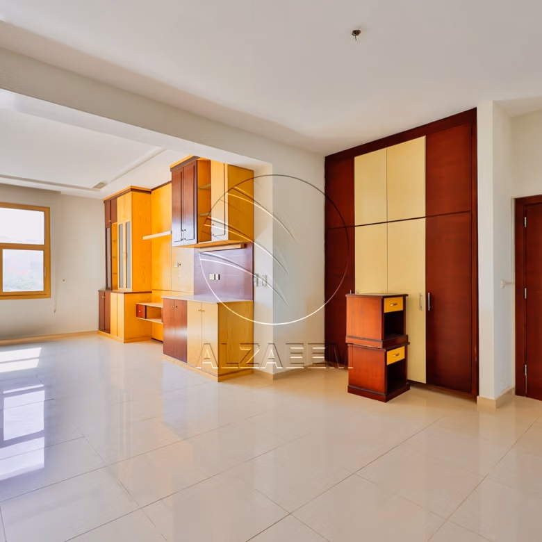 Vacant | Private Pool | For Investment or End Use