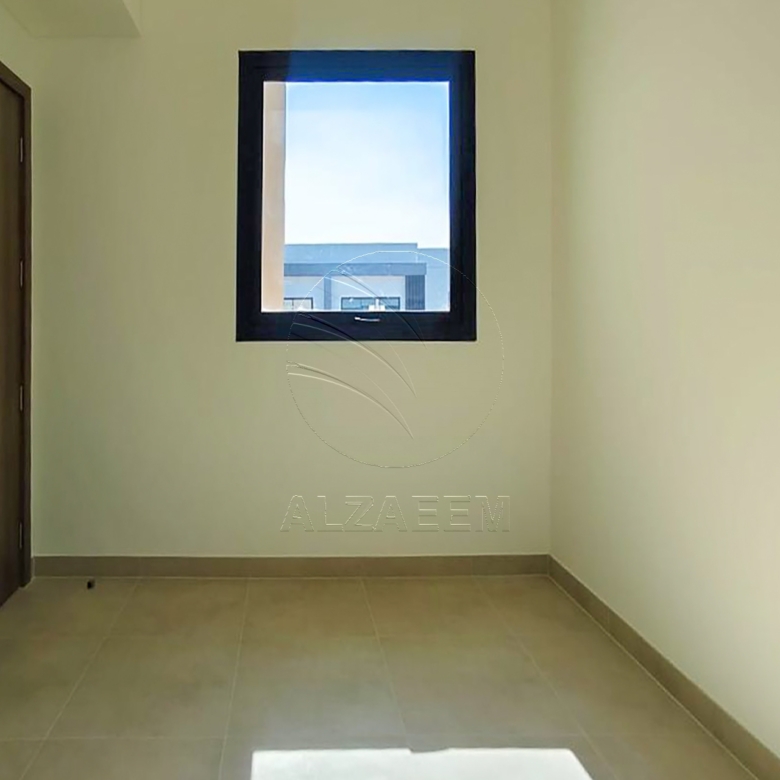 Single Row | Semi Furnished | Near Amenities