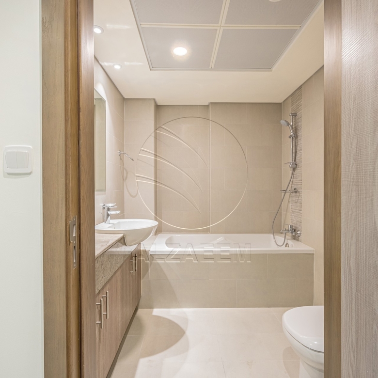 √HOT DEAL! Premium Location | Accessible Unit√