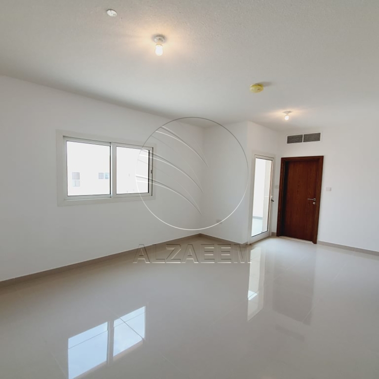 GOOD DEAL! Vacant | 3BR +Maid | Rented with Refund
