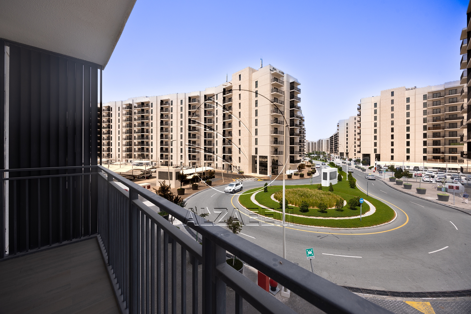 √ VACANT | Partial Canal View | Flexi Payments √