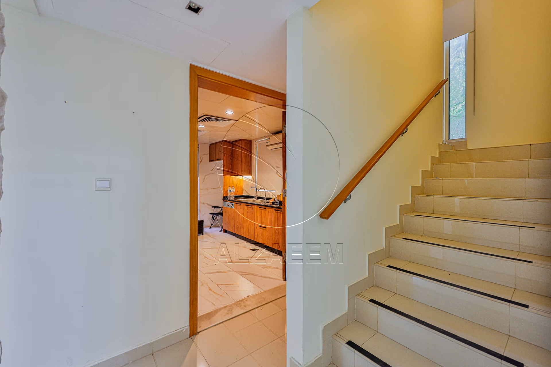 √ Private Pool | Type A | Tenanted | CORNER √