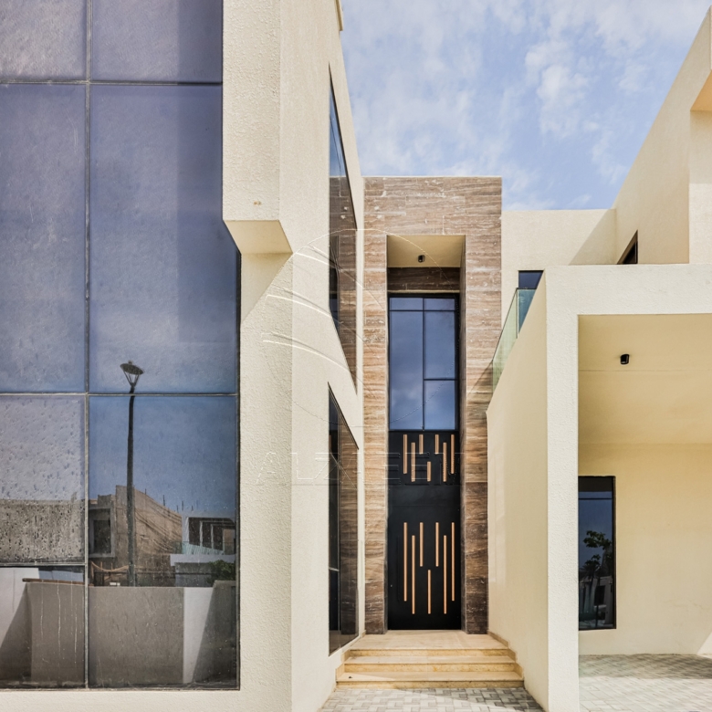 Custom Built | Modern Finishing | 5060 Sqft Plot