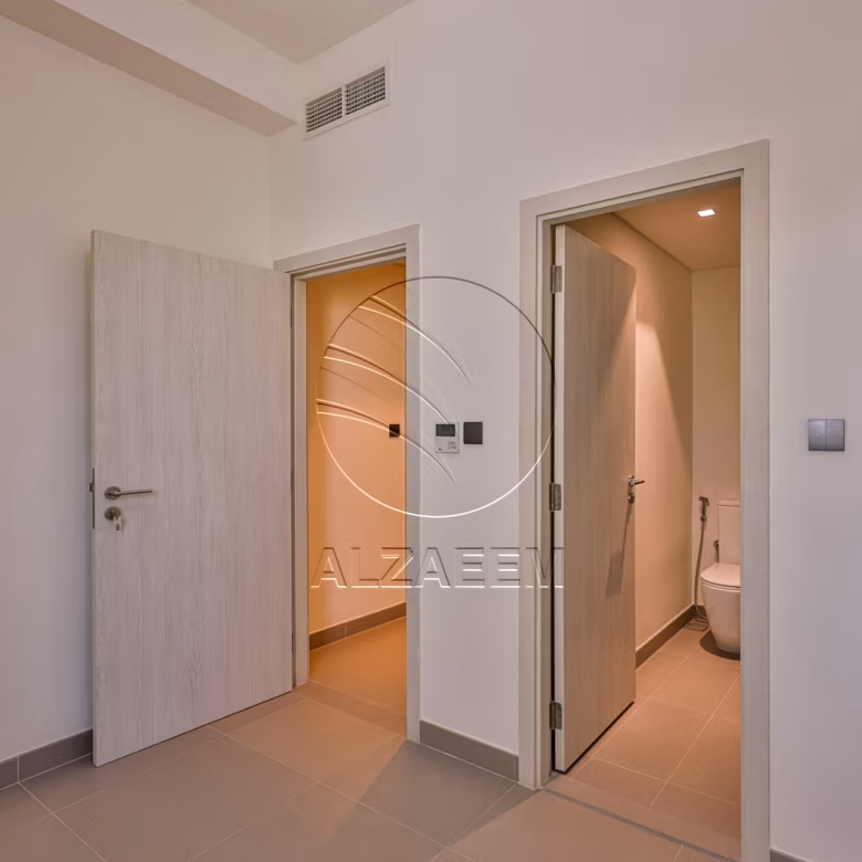 Double Row | Mid Unit | A New Family Home!