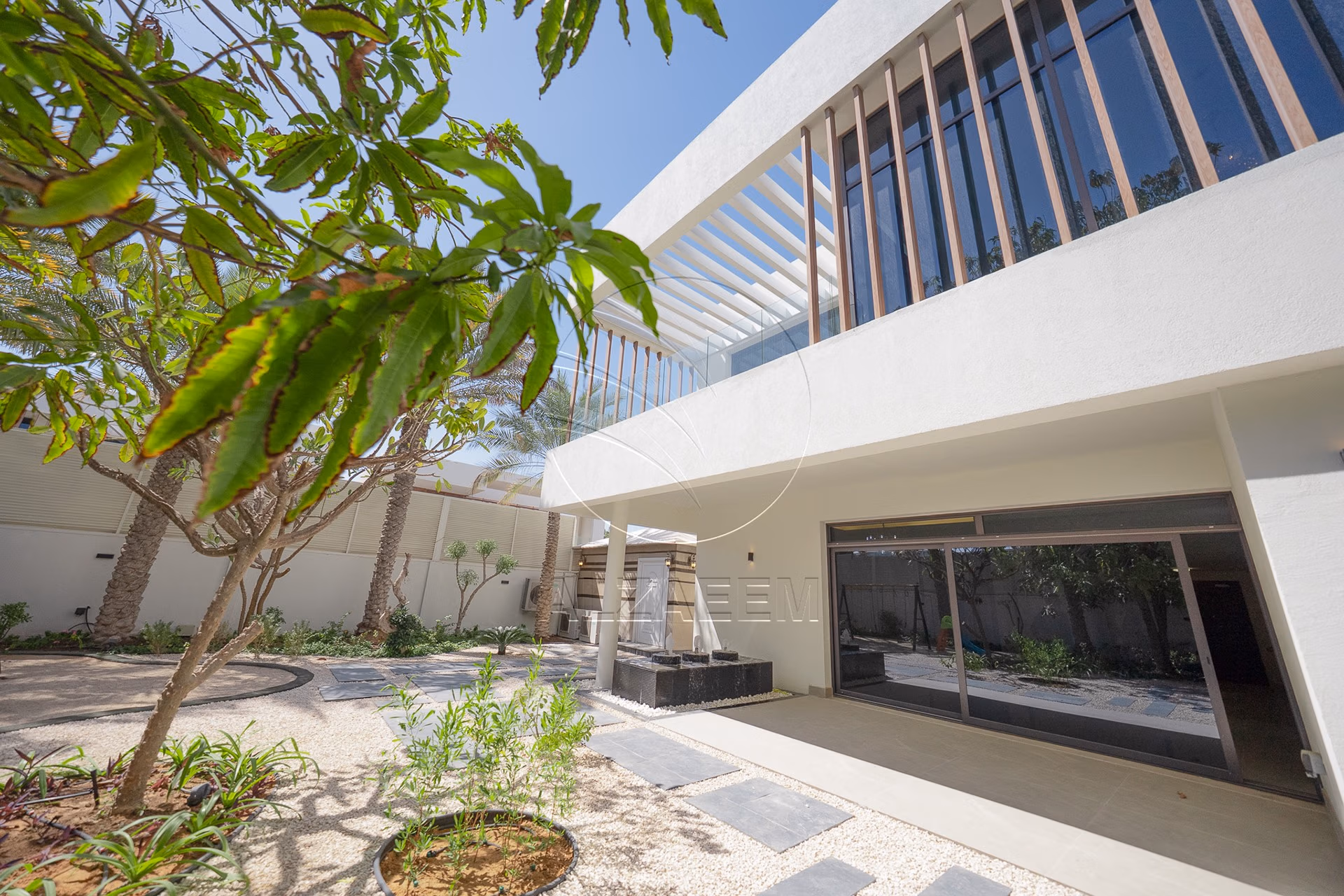 √Corner Unit | 5BR Villa with Pod | 2 Majlis√