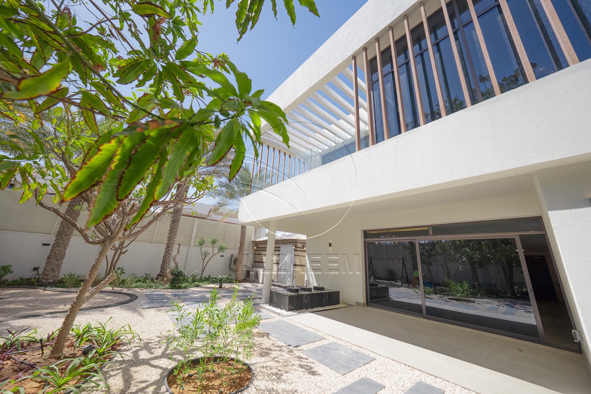 √Corner Unit | 5BR Villa with Pod | 2 Majlis√