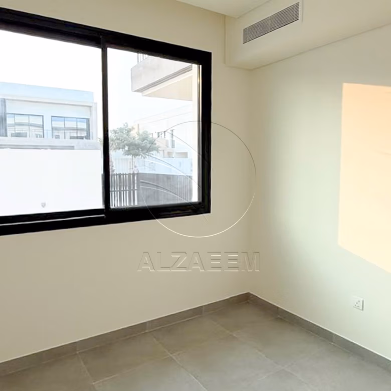 Single Row | Duplex 4BR Villa 4XS | Corner Unit