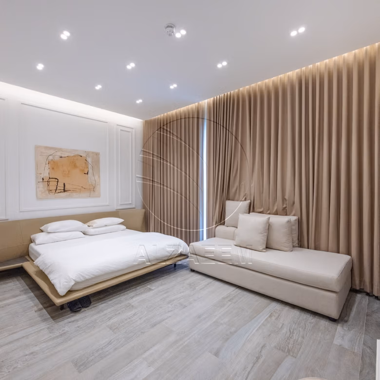 √1st Tenant | Furnished + Upgraded | Private Pool√