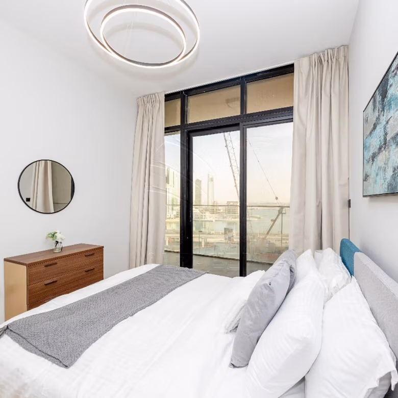√Furnished Unit | Move-in Ready | Full Canal View√