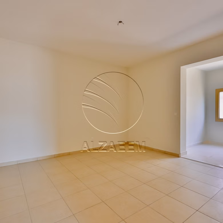 Vacant | Private Pool | For Investment or End Use