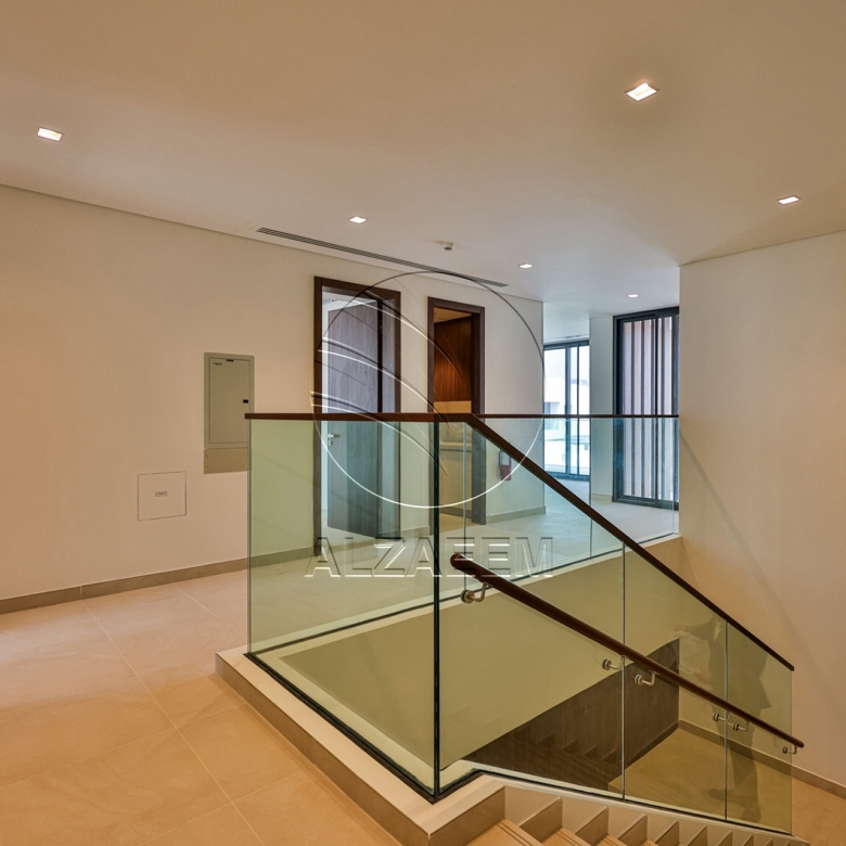 √ 4BR+Maid Single Row Villa | Prime Location √
