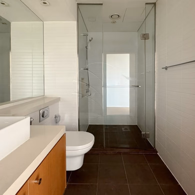 √Modern Living with Private Beach Access | Rented√