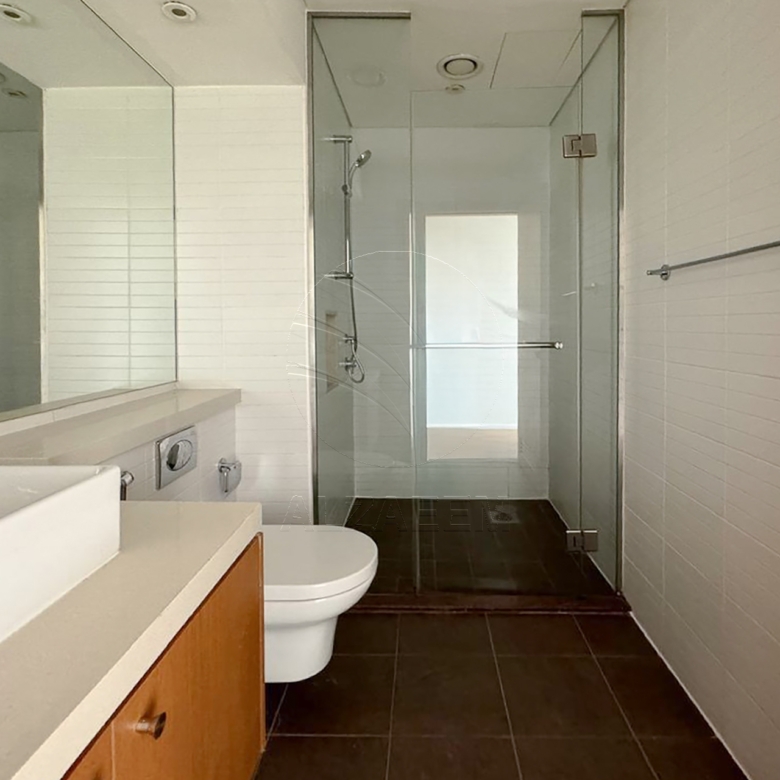 √Modern Living with Private Beach Access | Rented√