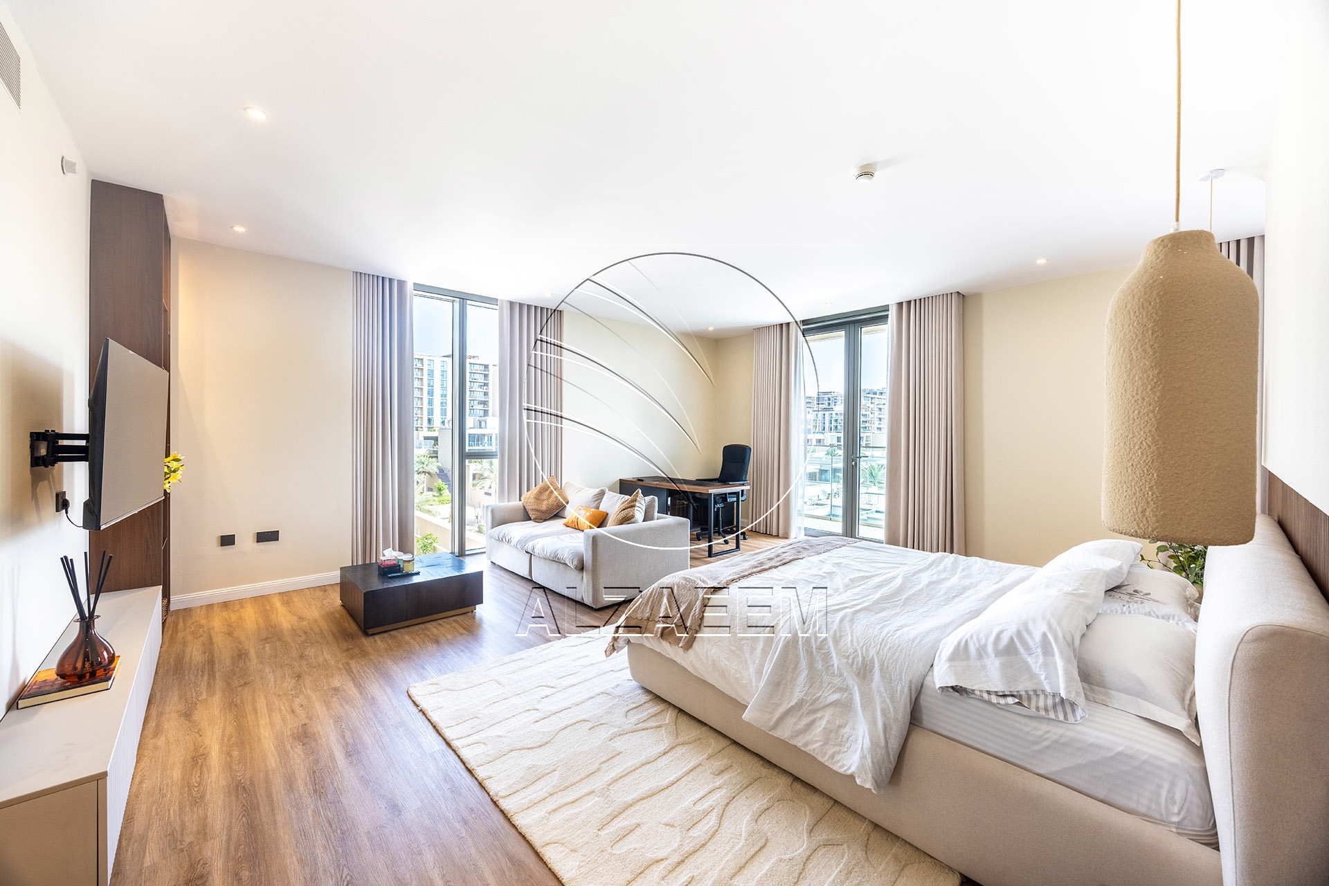 VACANT! 4BR Penthouse | Luxury Living