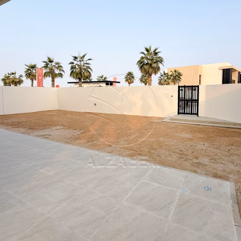 Single Row | Duplex 4BR Villa 4XS | Corner Unit