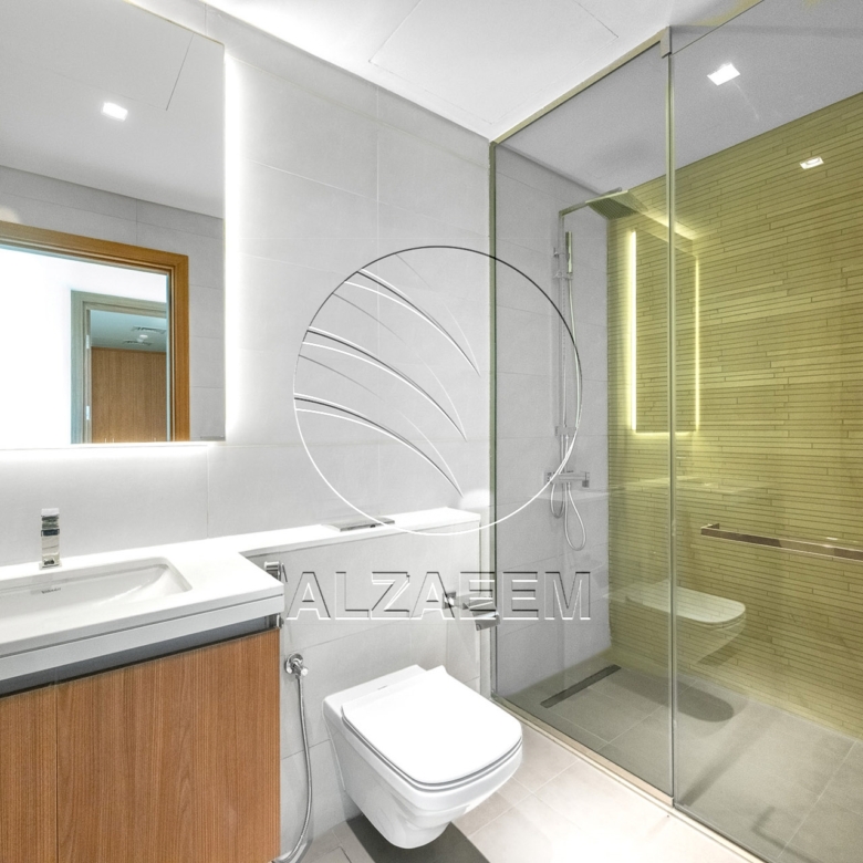 √Corner Unit | Double Row | Move-in Ready√