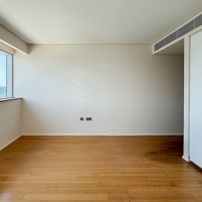 √Modern Living with Private Beach Access | Rented√