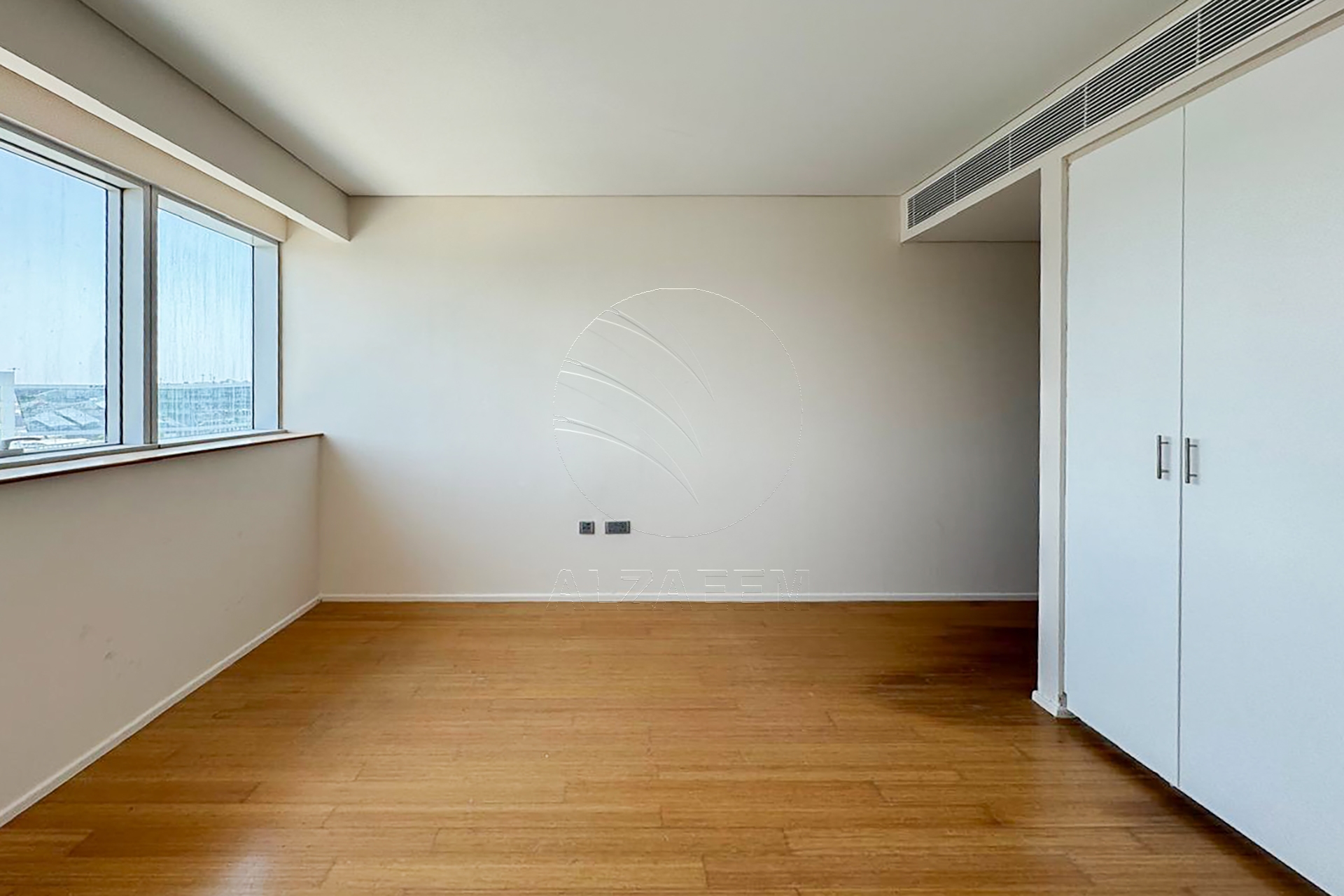 √Modern Living with Private Beach Access | Rented√