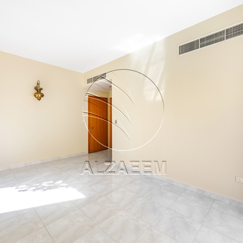 √ Villa Type S | Single Row Corner | VACANT √