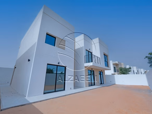 Single Row Corner | Facing Golf Course | Pool View
