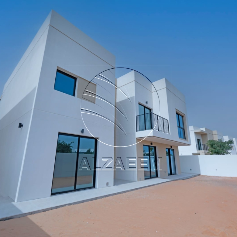 Single Row Corner | Facing Golf Course | Pool View