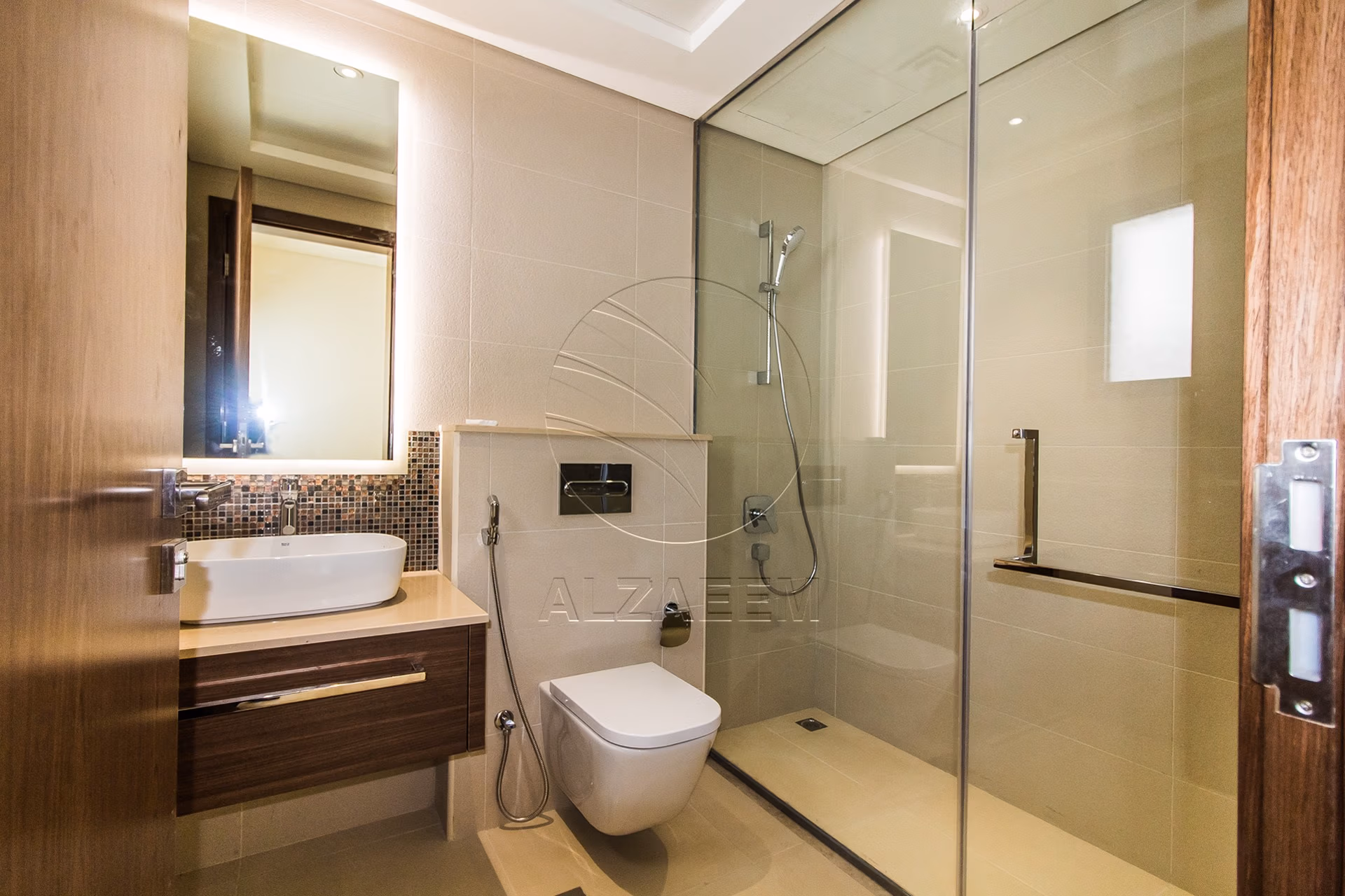 VACANT! 5BR+Maid | Mid Unit-Double Row