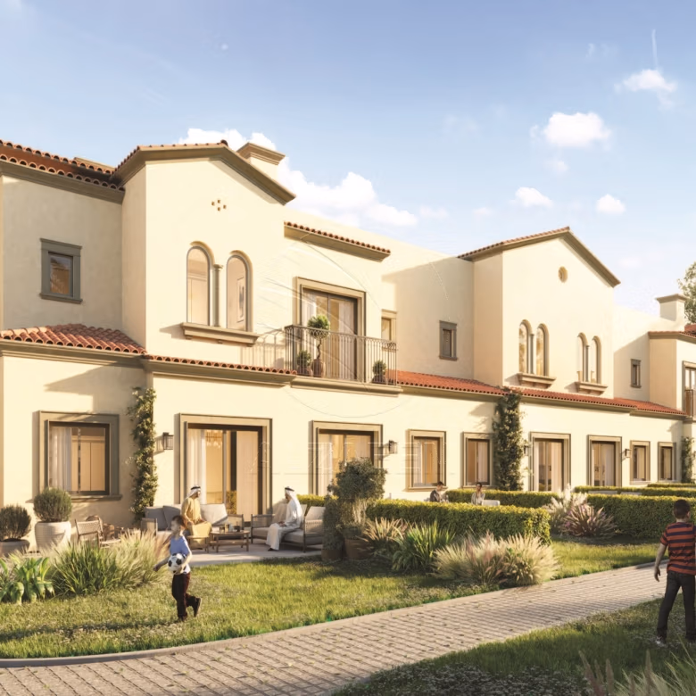 √ Carmona | Single Row END Unit | 2BR + Maid √