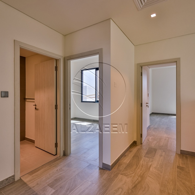 Double Row | Mid Unit | A New Family Home!