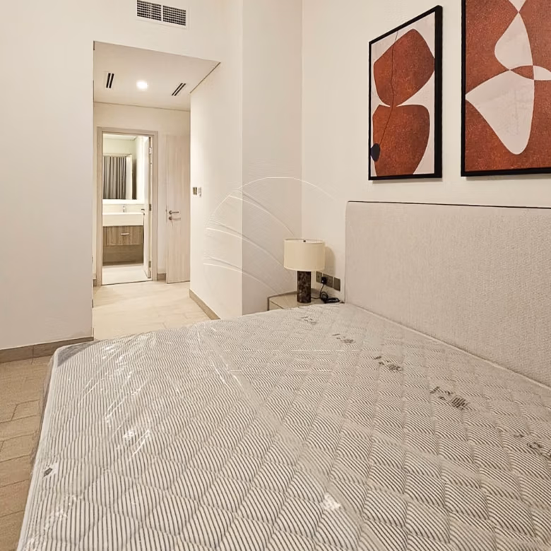 FURNISHED! High Floor | 2+M | Partial Golf View