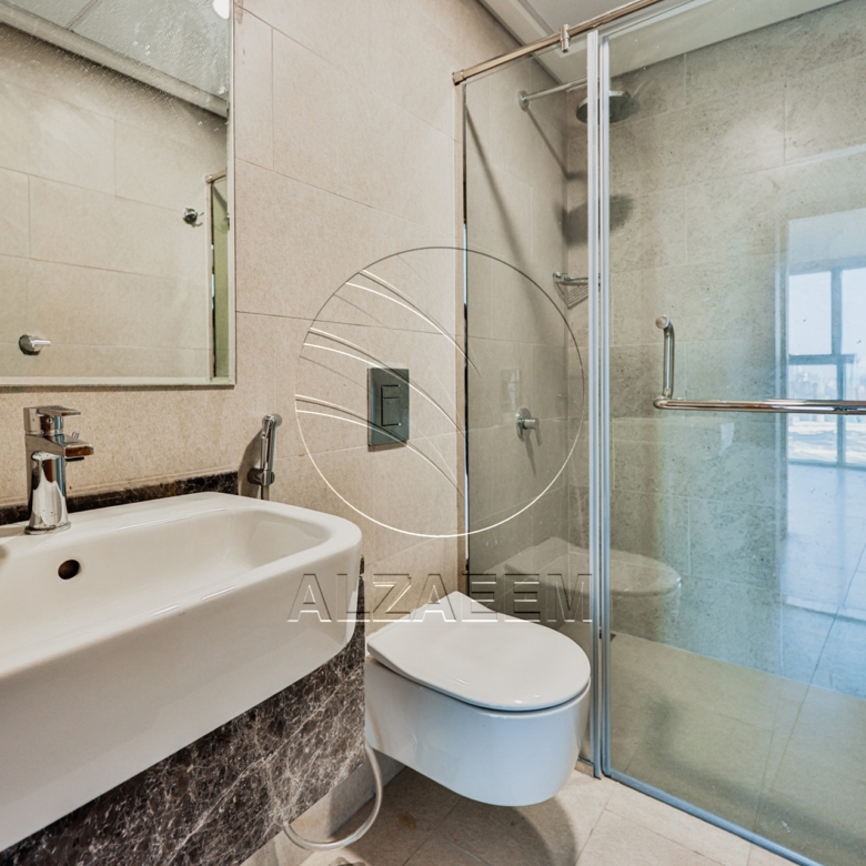 √ VACANT! Partial Sea View | High Level Unit √