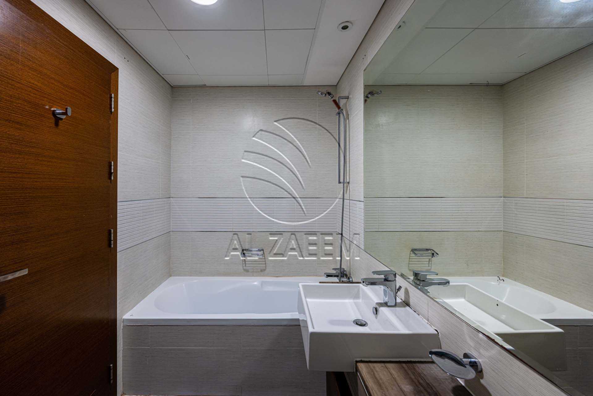 √ Good ROI | Rented |High Floor | Amenity View √