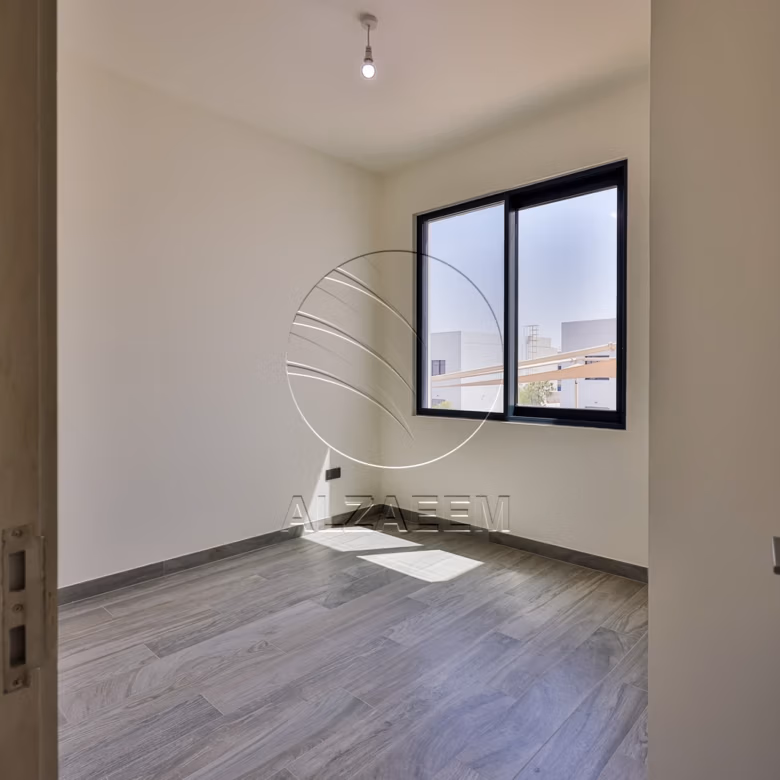 Single Row | Up to 3 Payments | Garden View