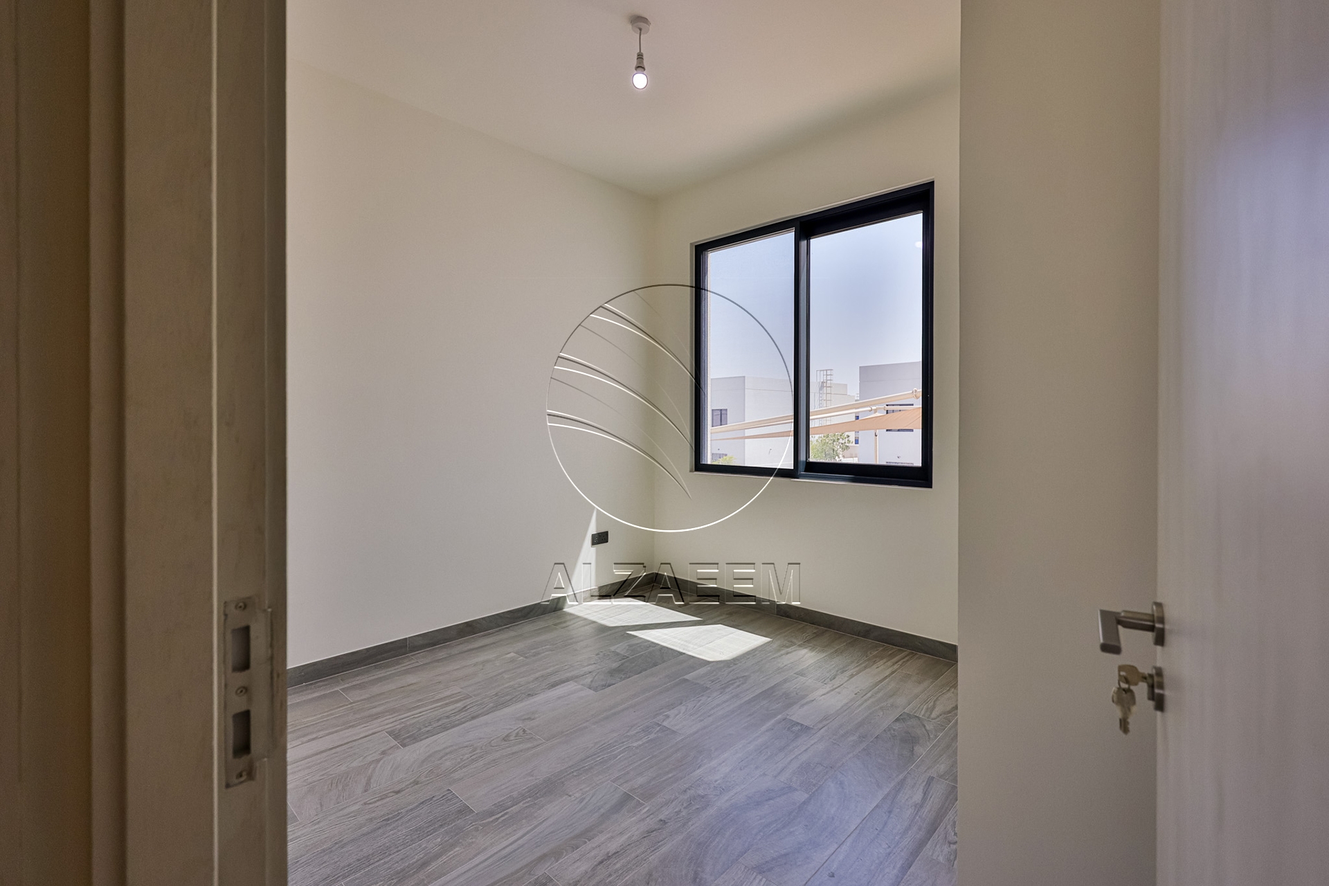Single Row | Up to 3 Payments | Garden View