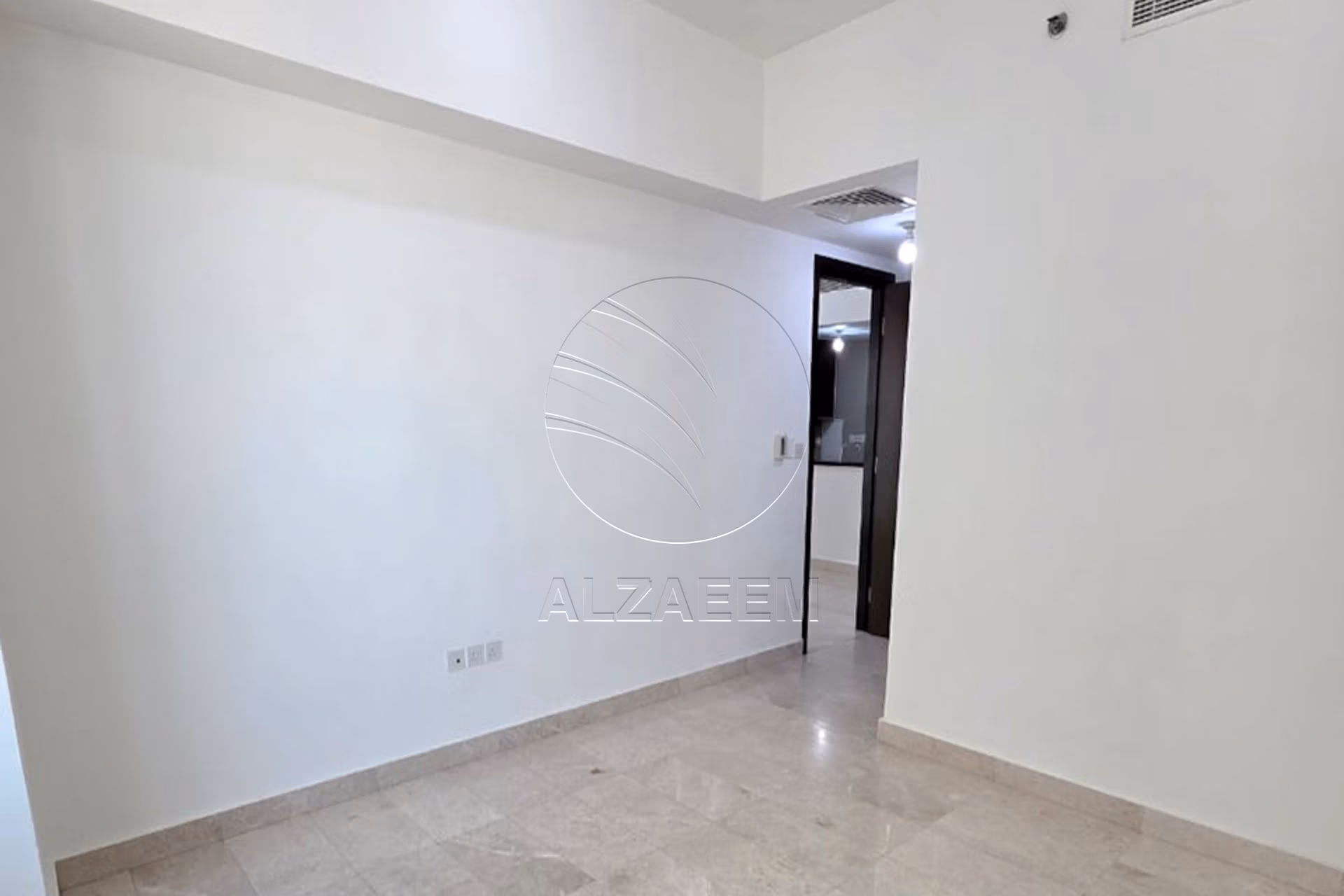 √1BR with Balcony | VACANT | Partial Sea View√