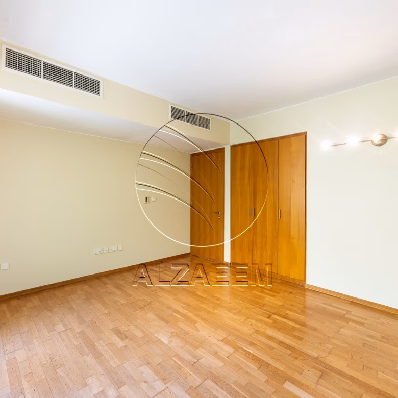 √ Villa Type S | Single Row Corner | VACANT √