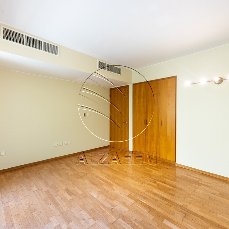 √ Villa Type S | Single Row Corner | VACANT √
