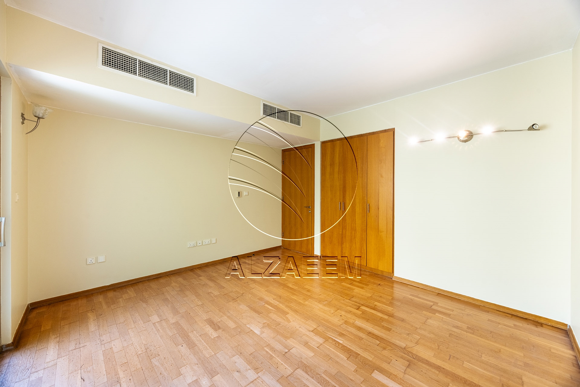 √ Villa Type S | Single Row Corner | VACANT √