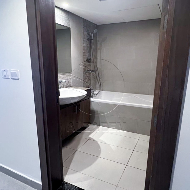 VACANT! Open View | Prime Address | High Level