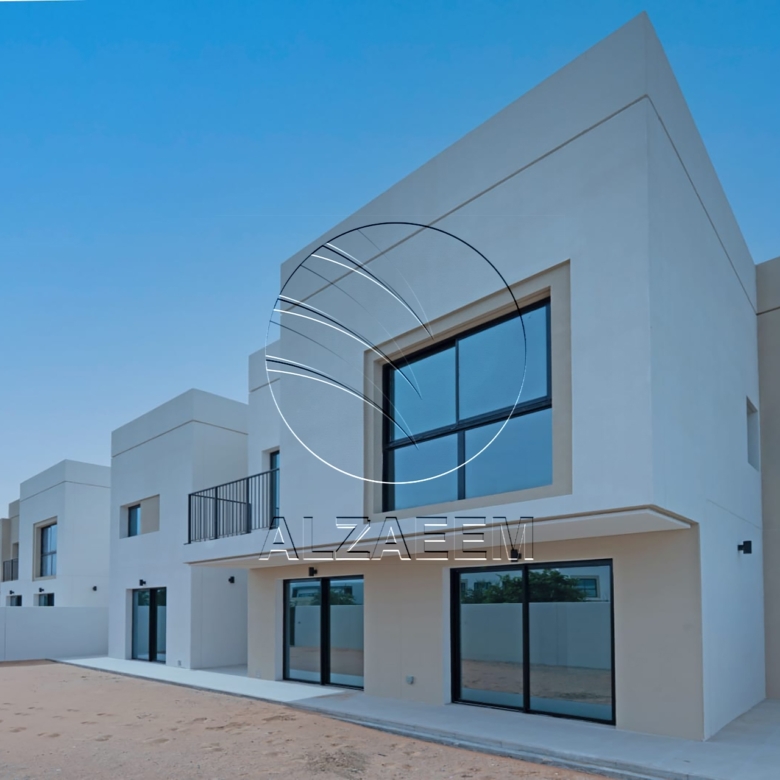 Single Row Corner | Facing Golf Course | Pool View