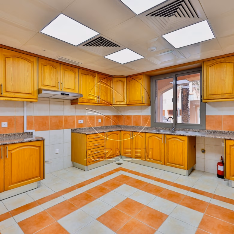 √Prime Location | UPCOMING | Private Garden√
