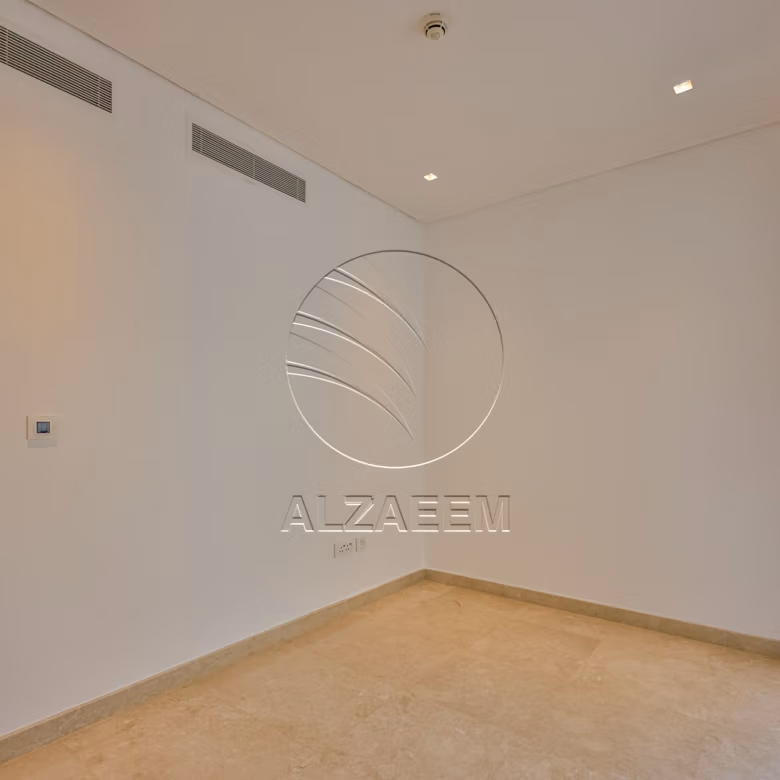 Golf Course View Villa + 1047Sqm Landscaped Plot