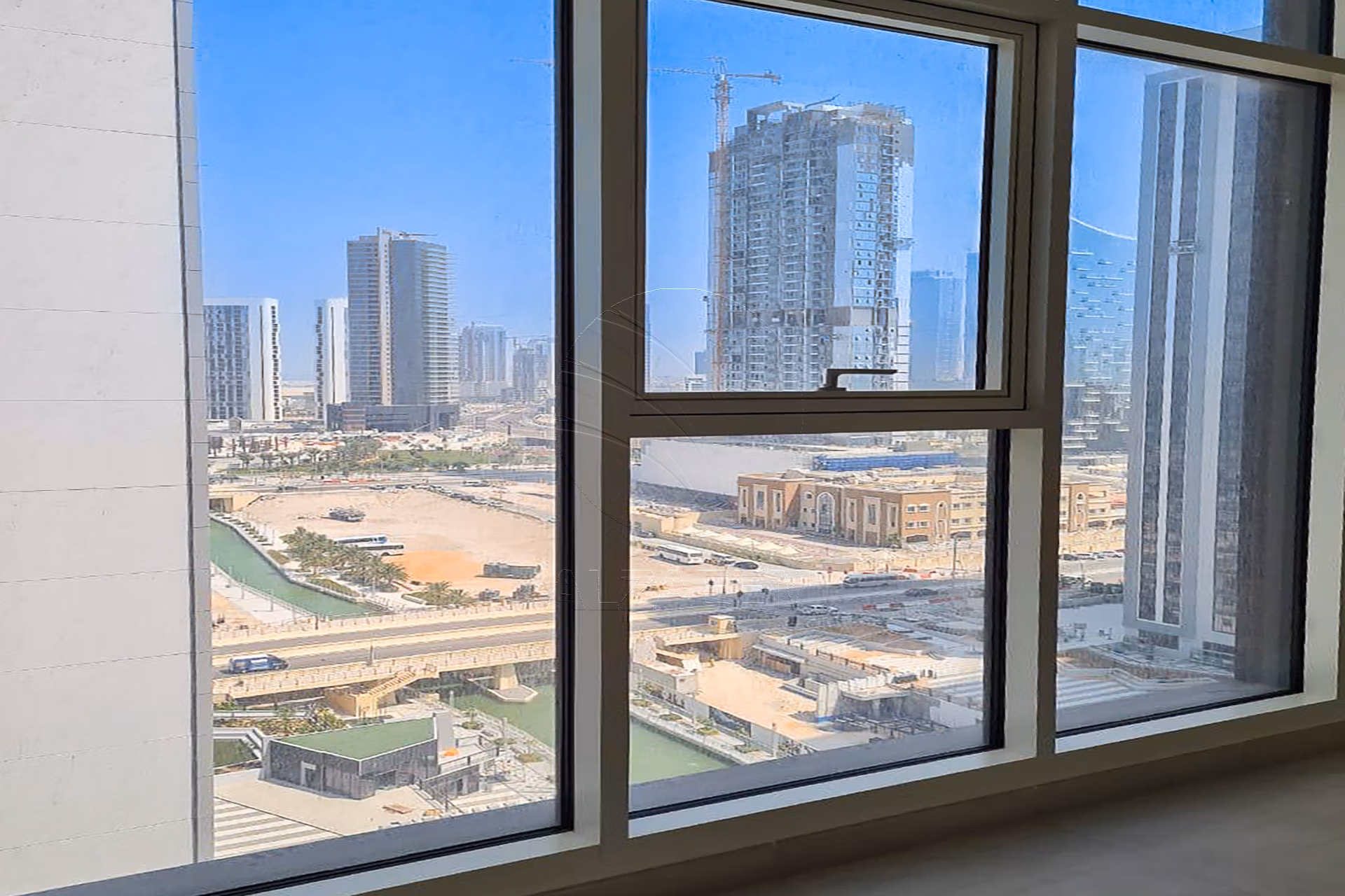 Waterfront Views | High Level and Vacant Unit