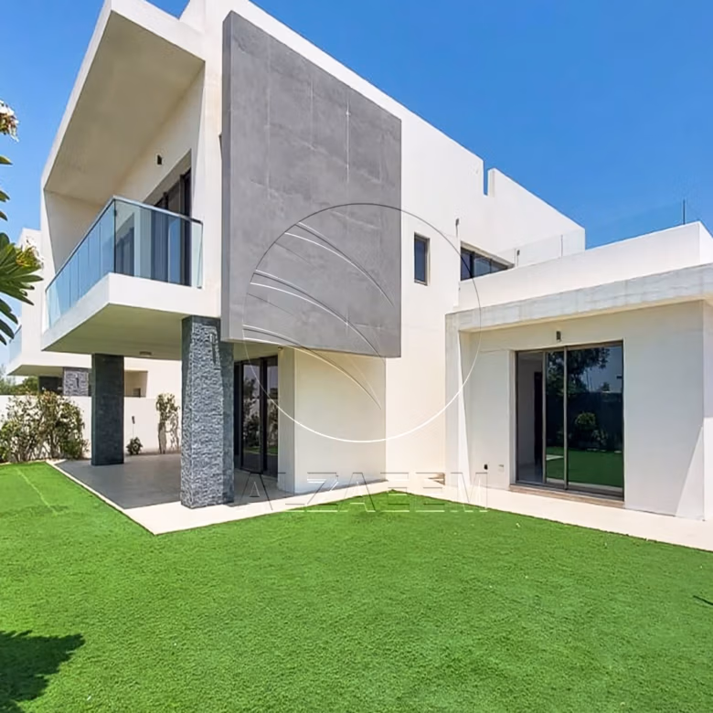Corner | Single Row | Type 4F | Pool + Golf view