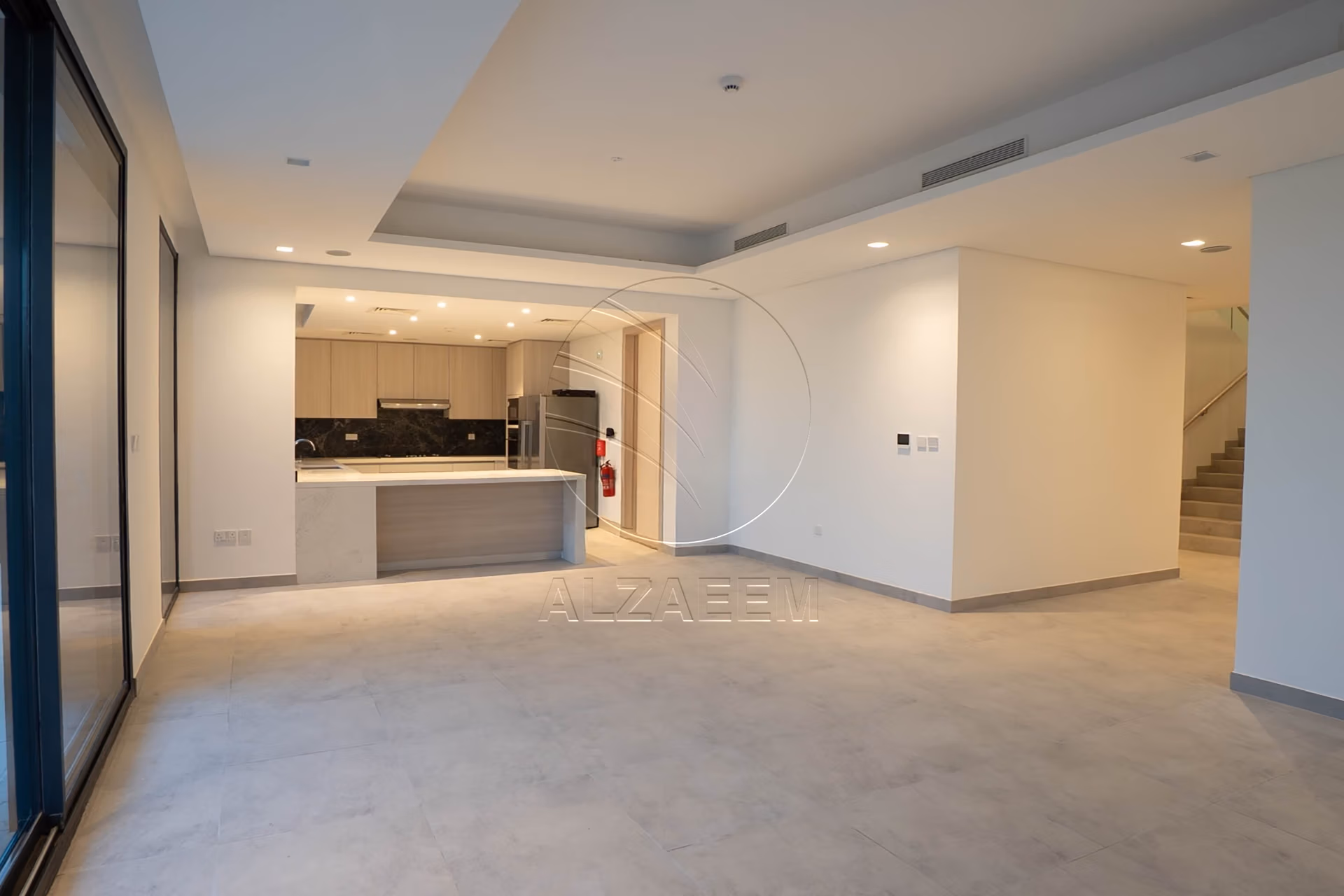 High Quality Upgraded Villa | Single Row | VACANT