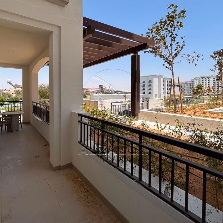√ Furnished | Upto 4 Payments | Community View √